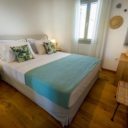 Alos * Agios Romanos