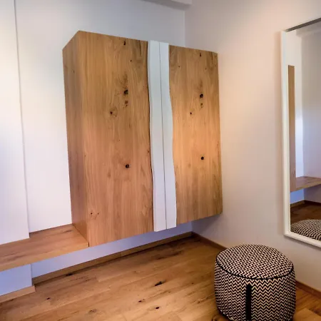 Alos * אגיוס רומנוס